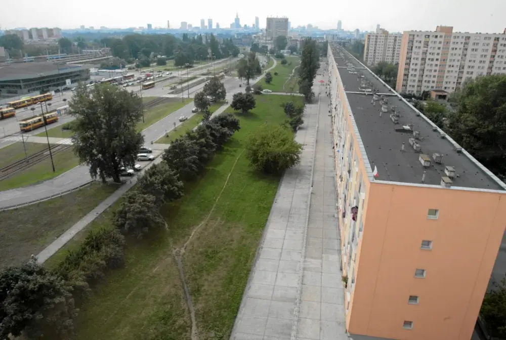 Najdłuższy blok w Polsce - Gdańsk czy Warszawa? Poznaj fakty