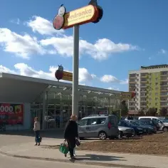 Ile płaci Biedronka za wynajem gruntu? Ceny, które mogą zaskoczyć