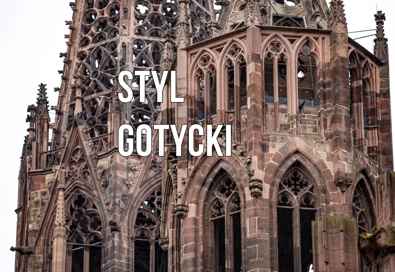 Kamienna wieża katedry w stylu gotyk, z misternymi detalami i łukami.