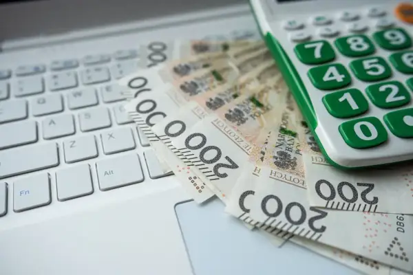 Darowizna kwota wolna od podatku 2026 - Ile można przekazać w rodzinie?